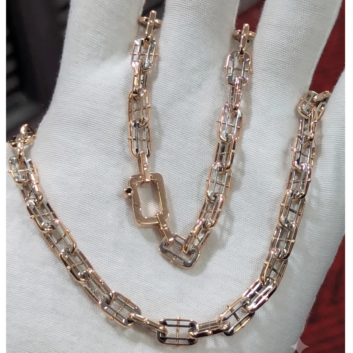 Bold Platinum Link Chain Necklace with Texture